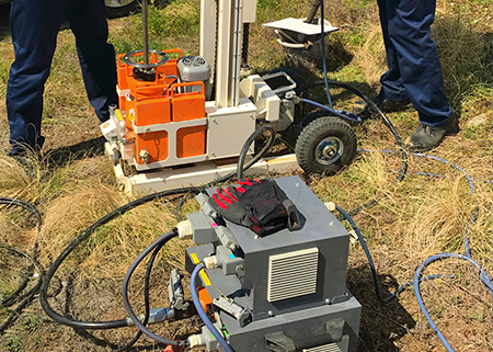 地盤調査機
